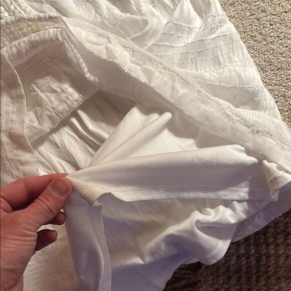 🆕 with tags NYC White Textured Dress - Picture 4 of 9